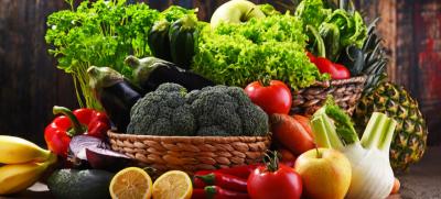 Jakie warzywa i owoce warto jeść w lecie?